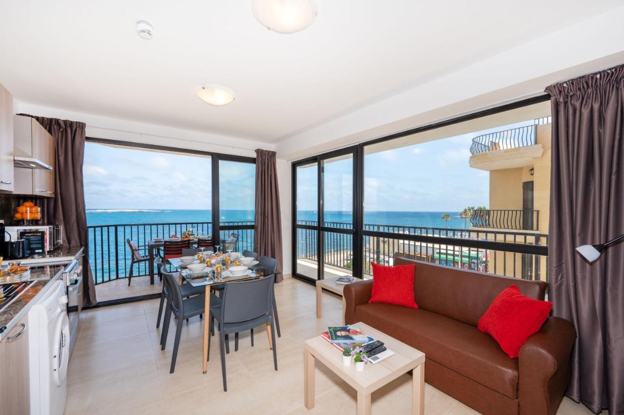 Islet Promenade Seafront Apartment With Large Corner Terrace By Getawaysmalta 세인트폴스베이 외부 사진