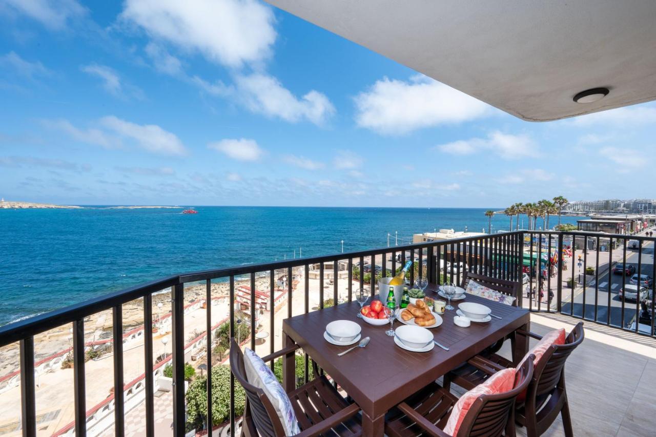 Islet Promenade Seafront Apartment With Large Corner Terrace By Getawaysmalta 세인트폴스베이 외부 사진